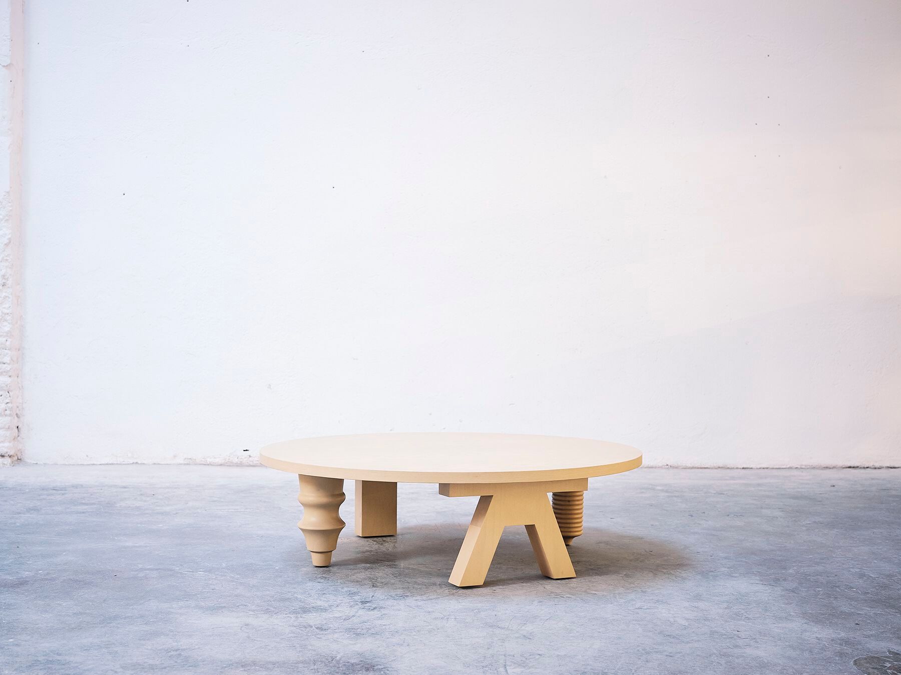 Круглый журнальный столик из ясеня для гостиной BD Barcelona Multileg ARCH-00094674 - Вид №11