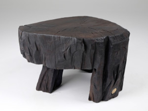 Журнальный столик из дуба