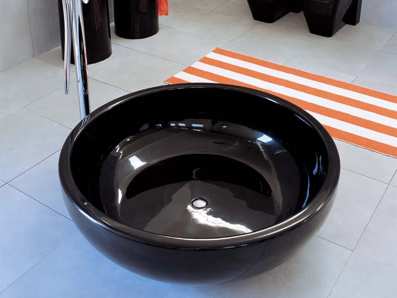 Каменная ванна в центре комнатыluce® Ceramica Flaminia Fonte Fontana Fonte Tonda ARCH-00034150