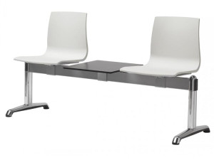 Сиденье на перекладине из инженерного пластика