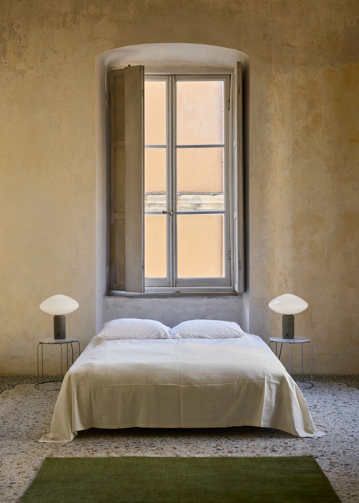 Настольная лампа из дутого стекла &Tradition Mist ARCH-00052264 - Вид №21