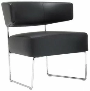 Andreu World Кресло с салазками, обитое кожей Tauro Bu4203