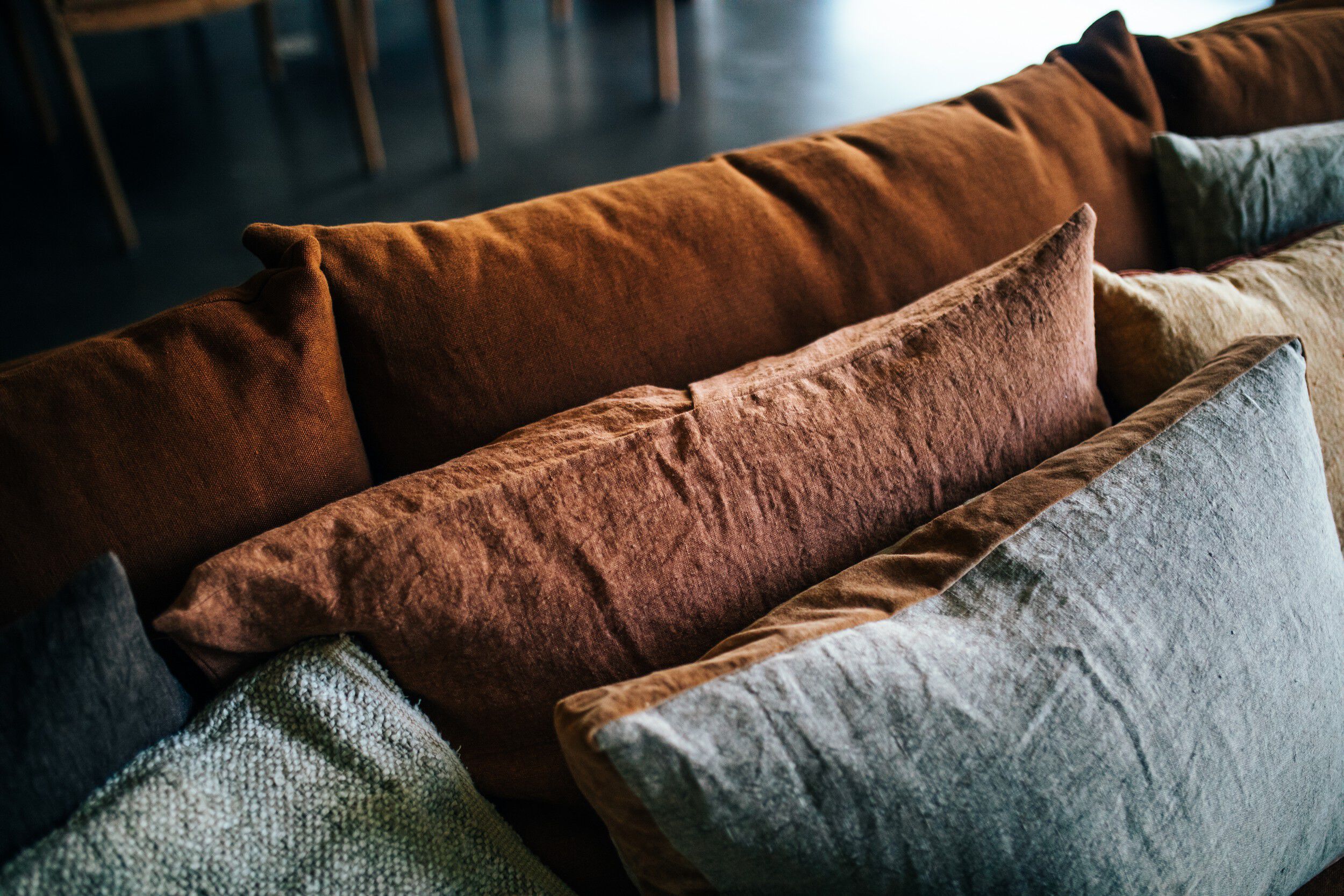 Льняная прямоугольная однотонная подушка POMAX BORDERS ARCH-00106515 - Вид №43