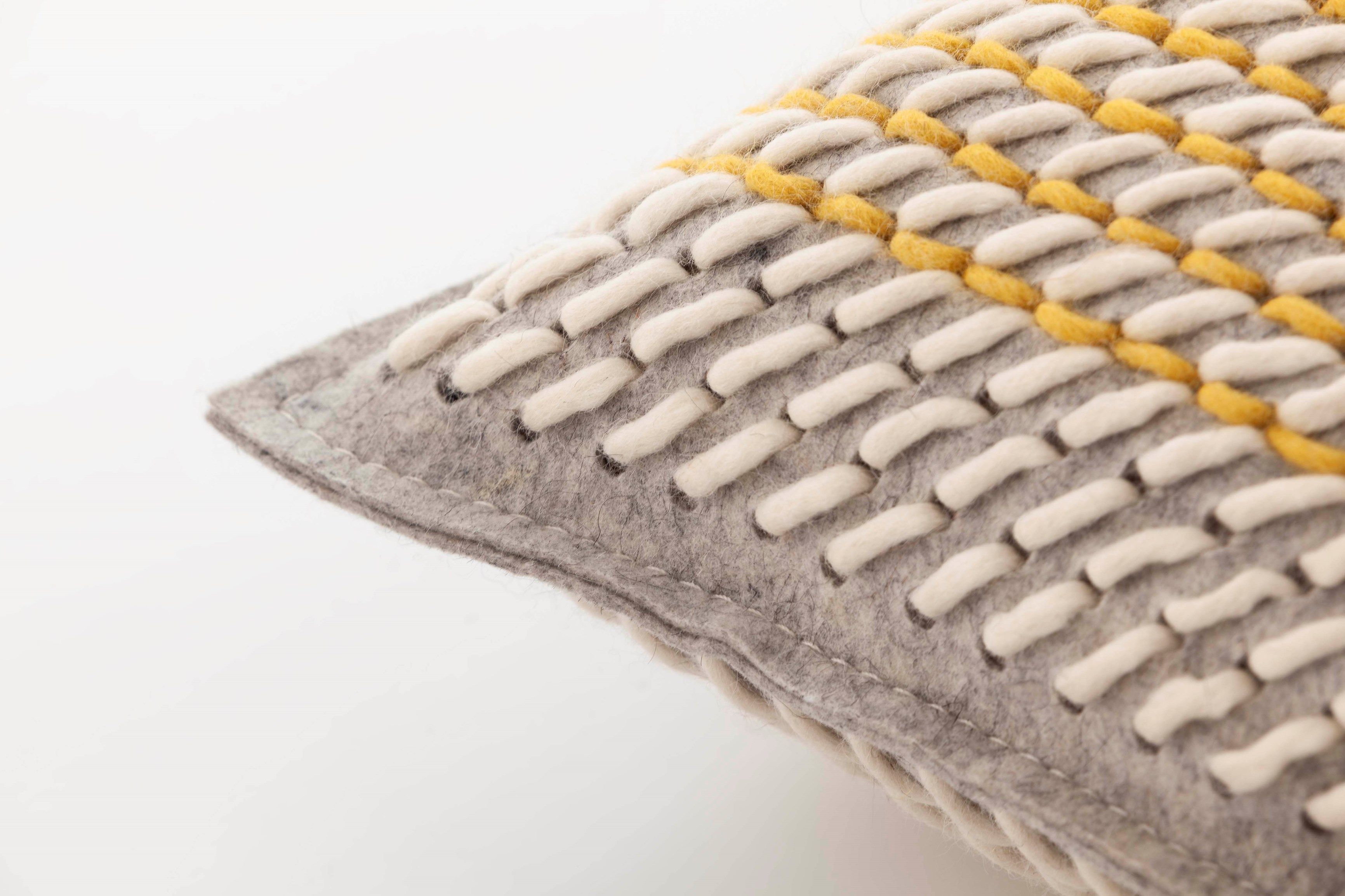 Прямоугольная подушка из ткани GAN Canevas Geo ARCH-00122448