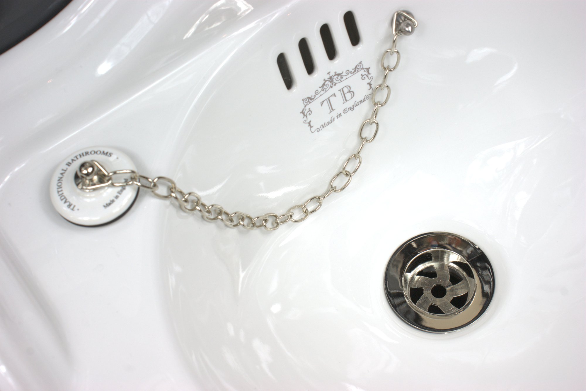 Pf30 Подвесная раковина настенная овальная Traditional Bathrooms Richmond белая - Вид №1