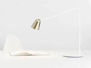 Formagenda Регулируемая светодиодная металлическая настольная лампа Chaplin