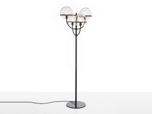 Напольная лампа из поликарбоната