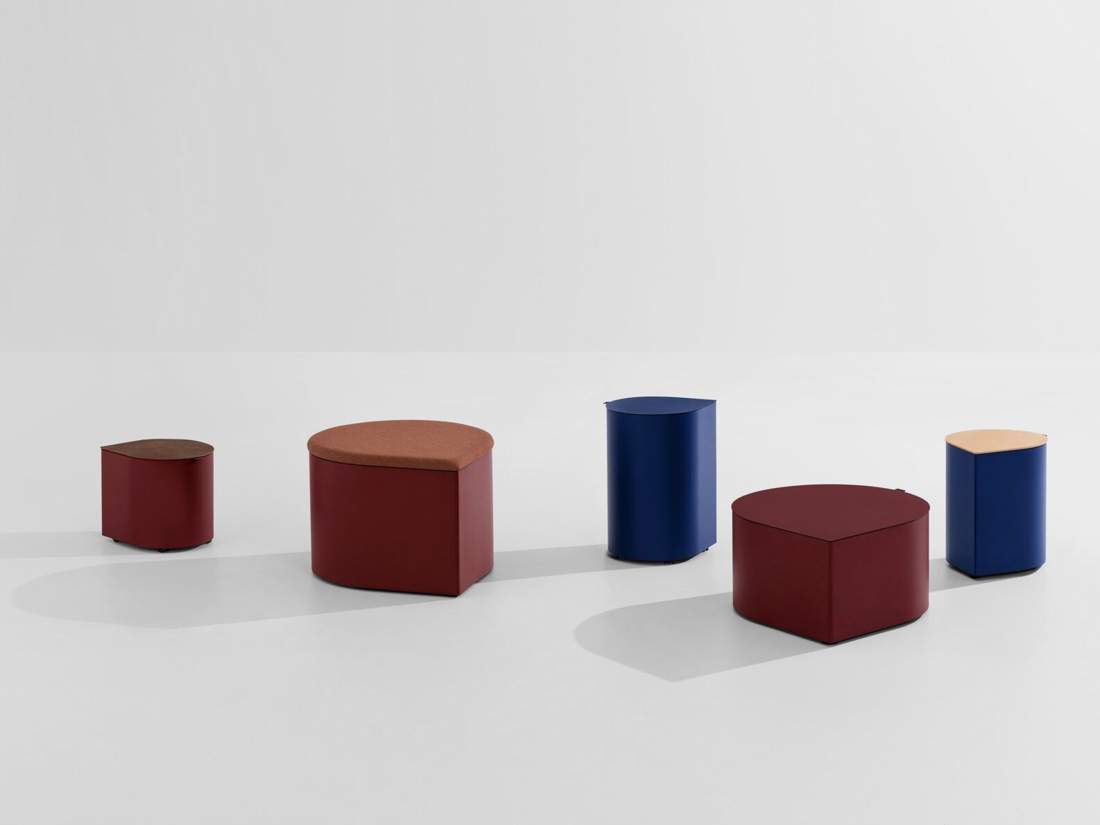 Журнальный столик с отсеком для хранения Midj Drop ARCH-00151956 - Вид №1