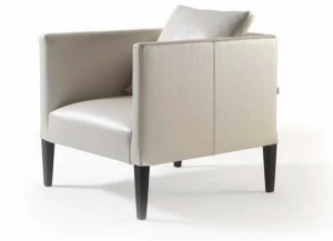 Frigerio Salotti Кожаное кресло с подлокотниками Adele