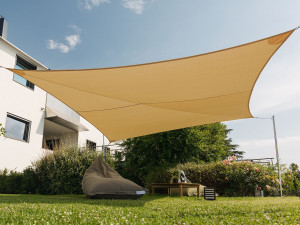 Парусная палатка из полиэтилена