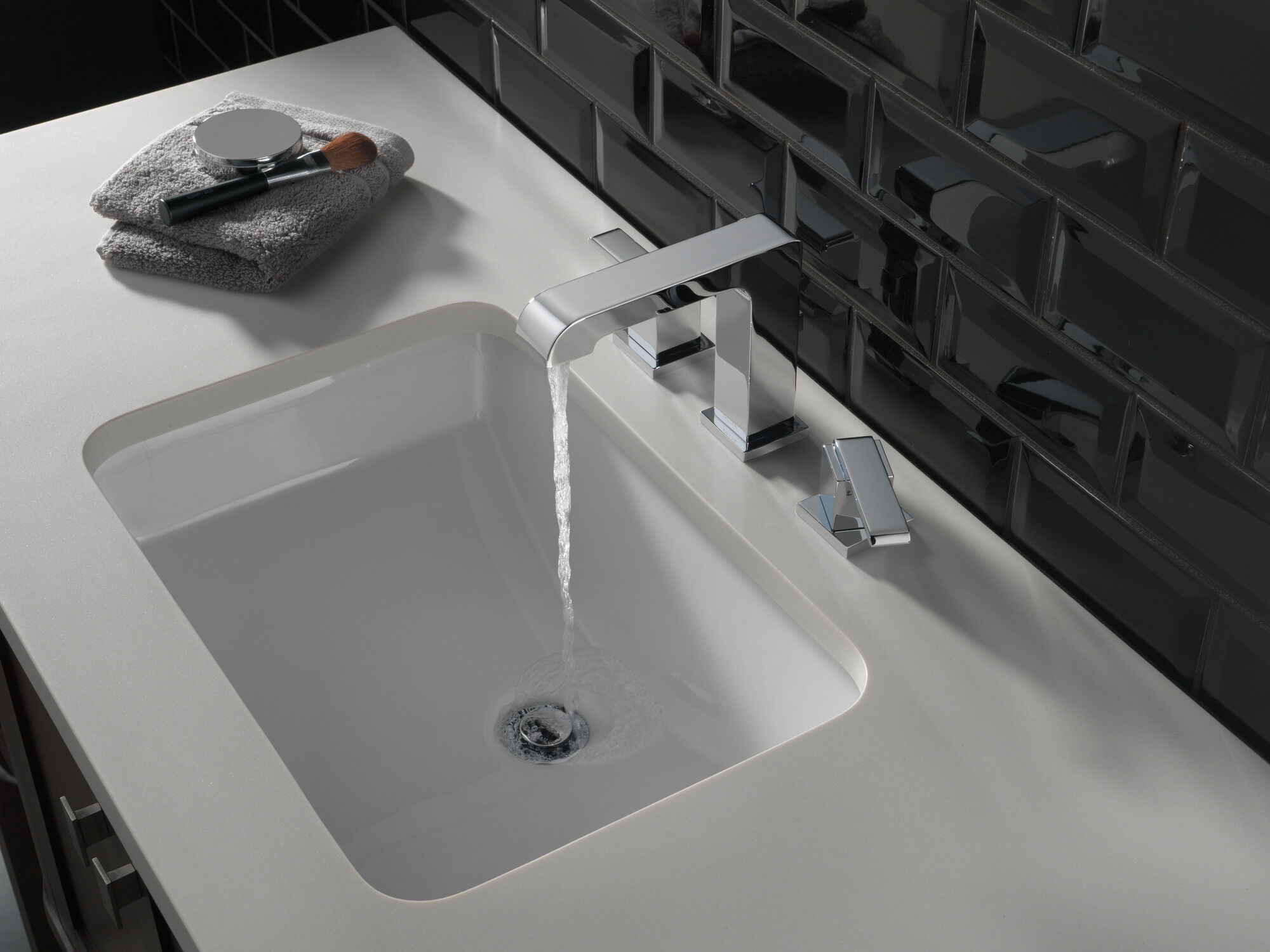 3567-MPU-DST Смеситель для ванной комнаты с двумя ручками Delta Faucet Ara Хром - Вид №2