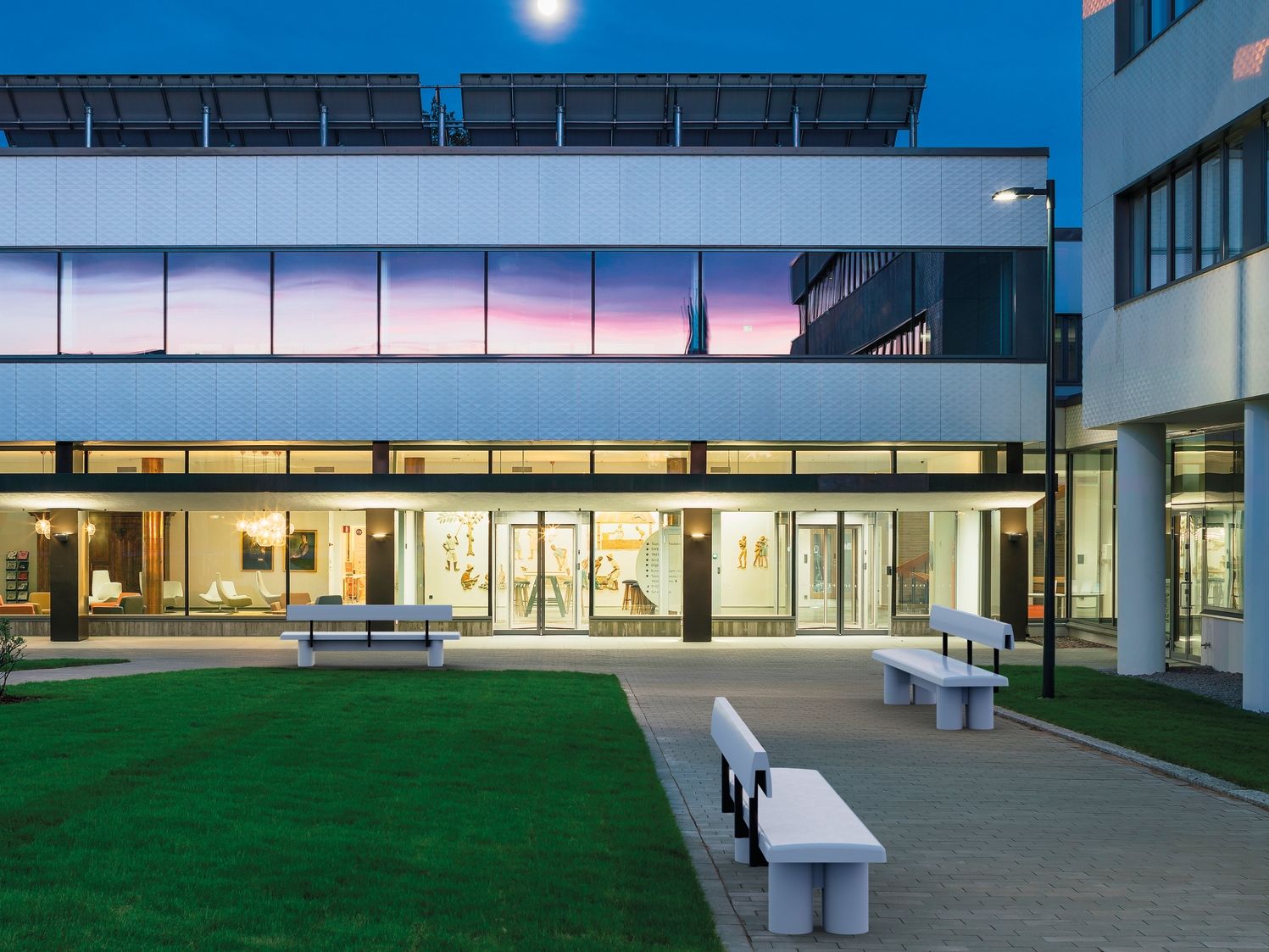 Скамья со спинкой ULMA Architectural Solutions LUR ARCH-00151434 - Вид №1