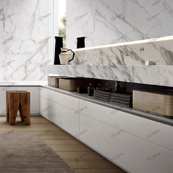 Комбинация ванной комнаты P102 в отделке STRICT 140 Marmo Arabescato/Bianco MILLDUE PURO PURO102BIANCO