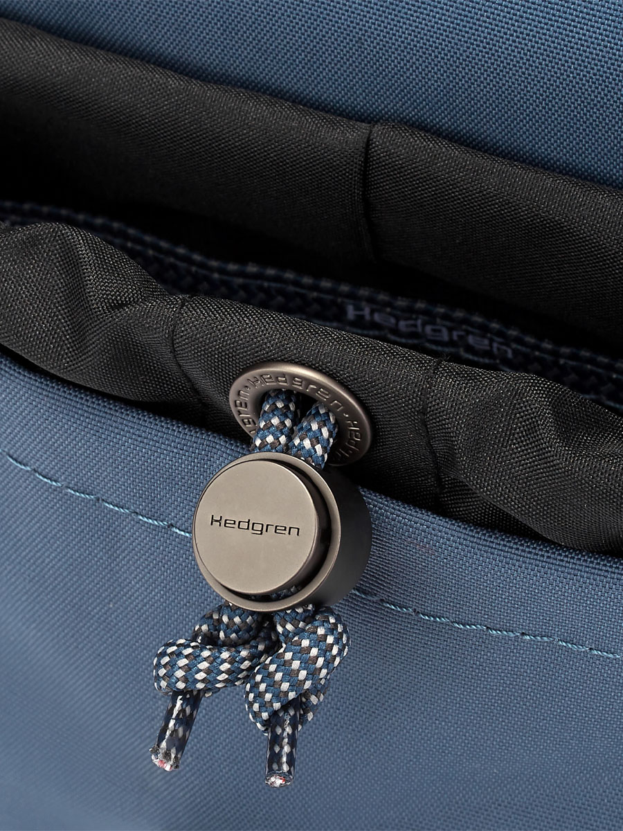 HGAHR01/580-01 Сумка кросс-боди HGAHR01 Quest Vertical Crossover 10 RFID Hedgren Great American Heritage  - Вид №6