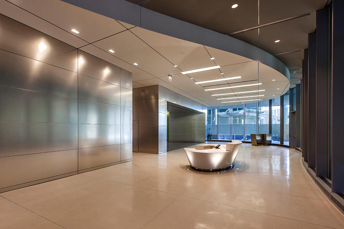 FSRT682 Система облицовки стен Levele с минимальным количеством панелей; вставки из нержавеющей стали, отделка «горный хрусталь»; vivigraphix graphica с прослойкой водорослей и стандартной отделкой; и бамбуковый шпон Forms-surfaces  - Вид №14