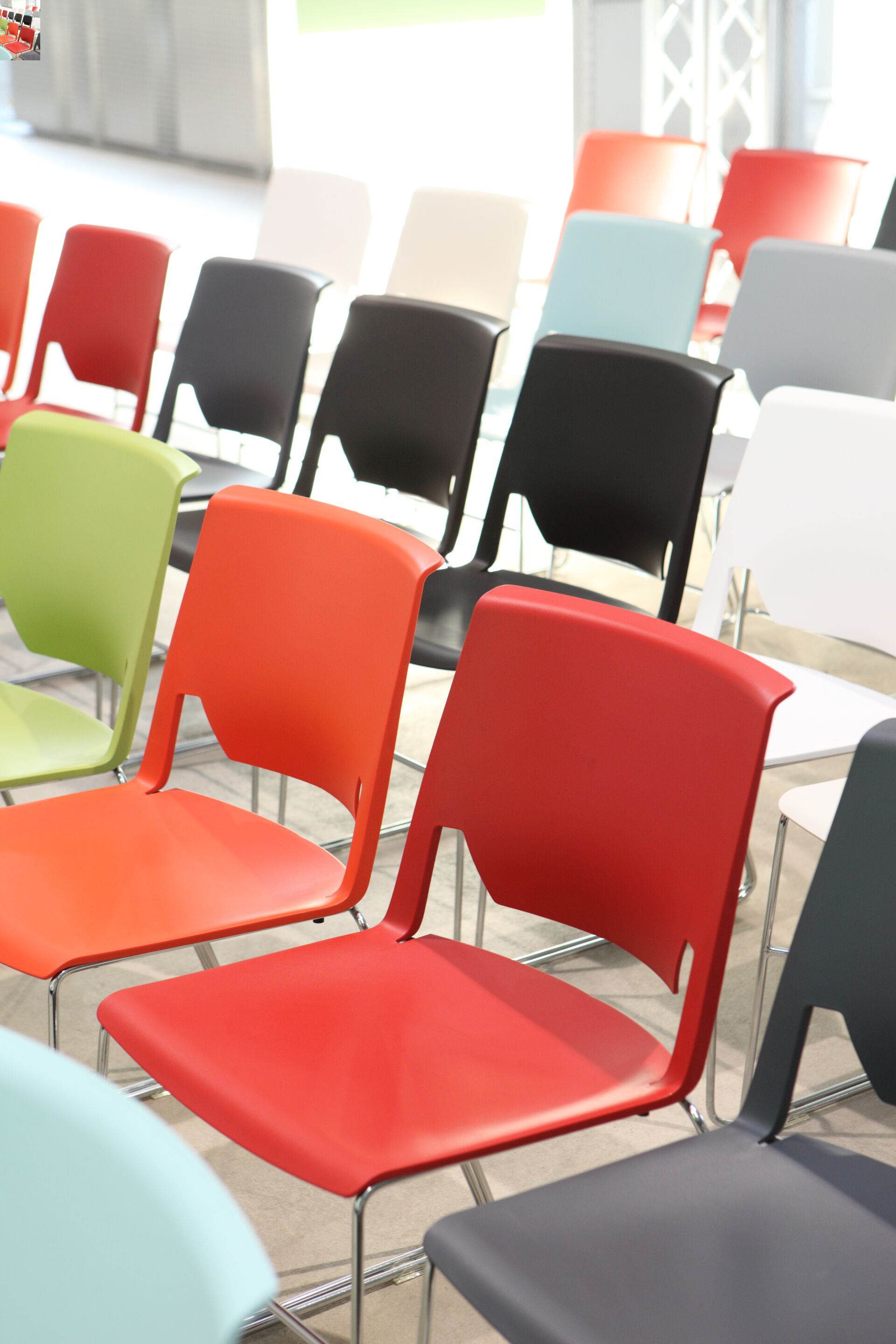 Пластиковый штабелируемый стул для конференций Haworth Very ARCH-00104015 - Вид №3