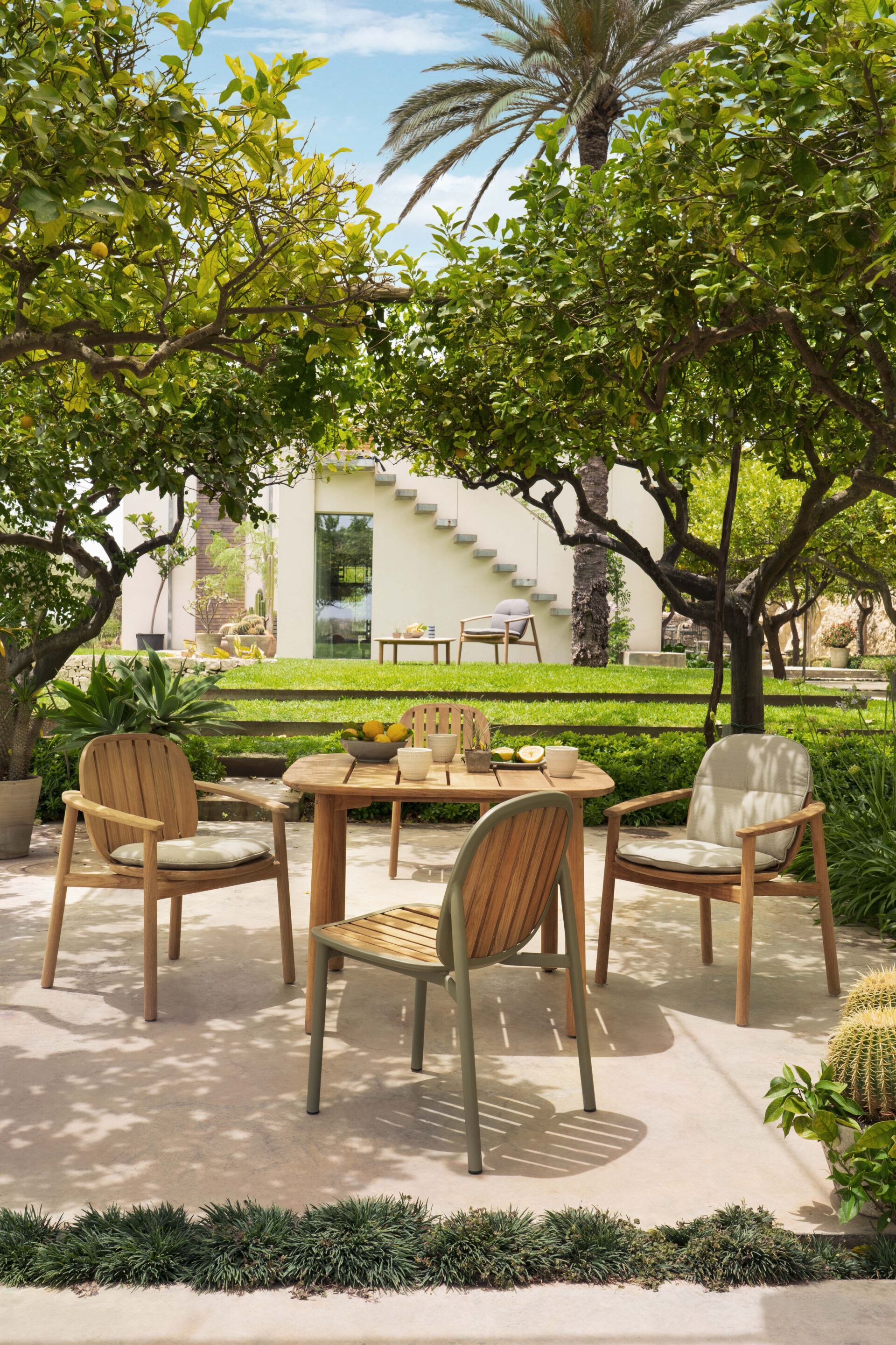 Прямоугольный садовый стол из тикового дерева emu Близнецы ARCH-00085747 - Вид №5