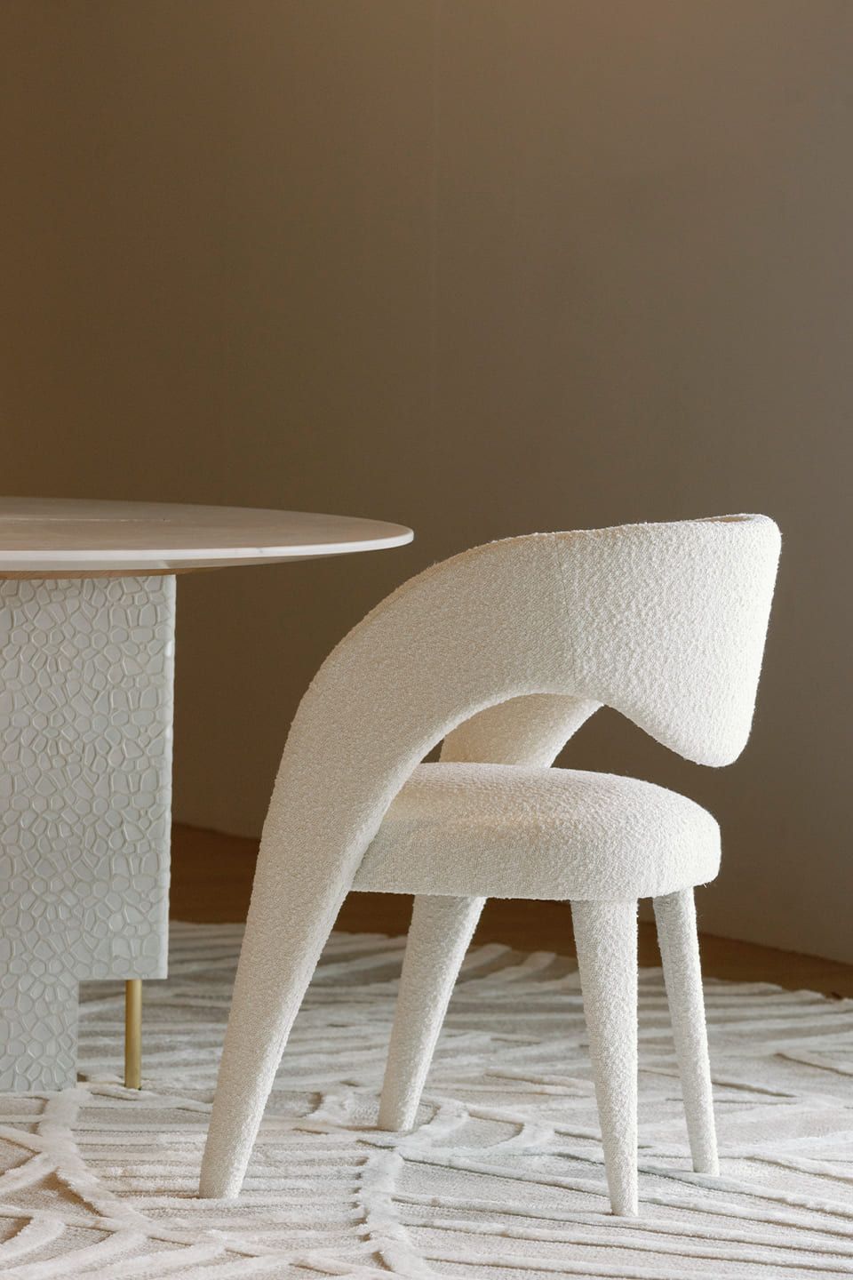 Мягкий тканевый стул с подлокотниками Greenapple Laurence ARCH-00130414 - Вид №9