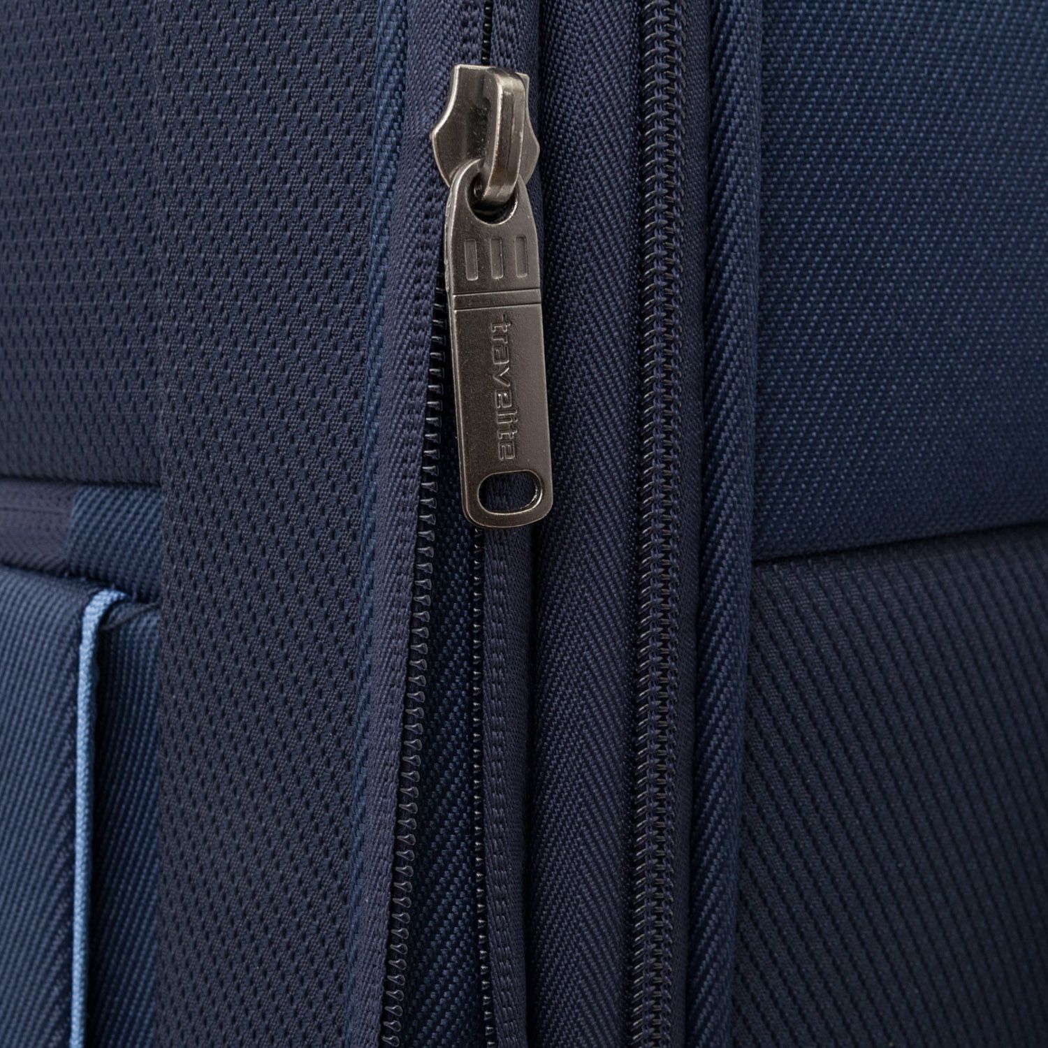 89848-20 Чемодан 89848 M Travelite Capri - Вид №7