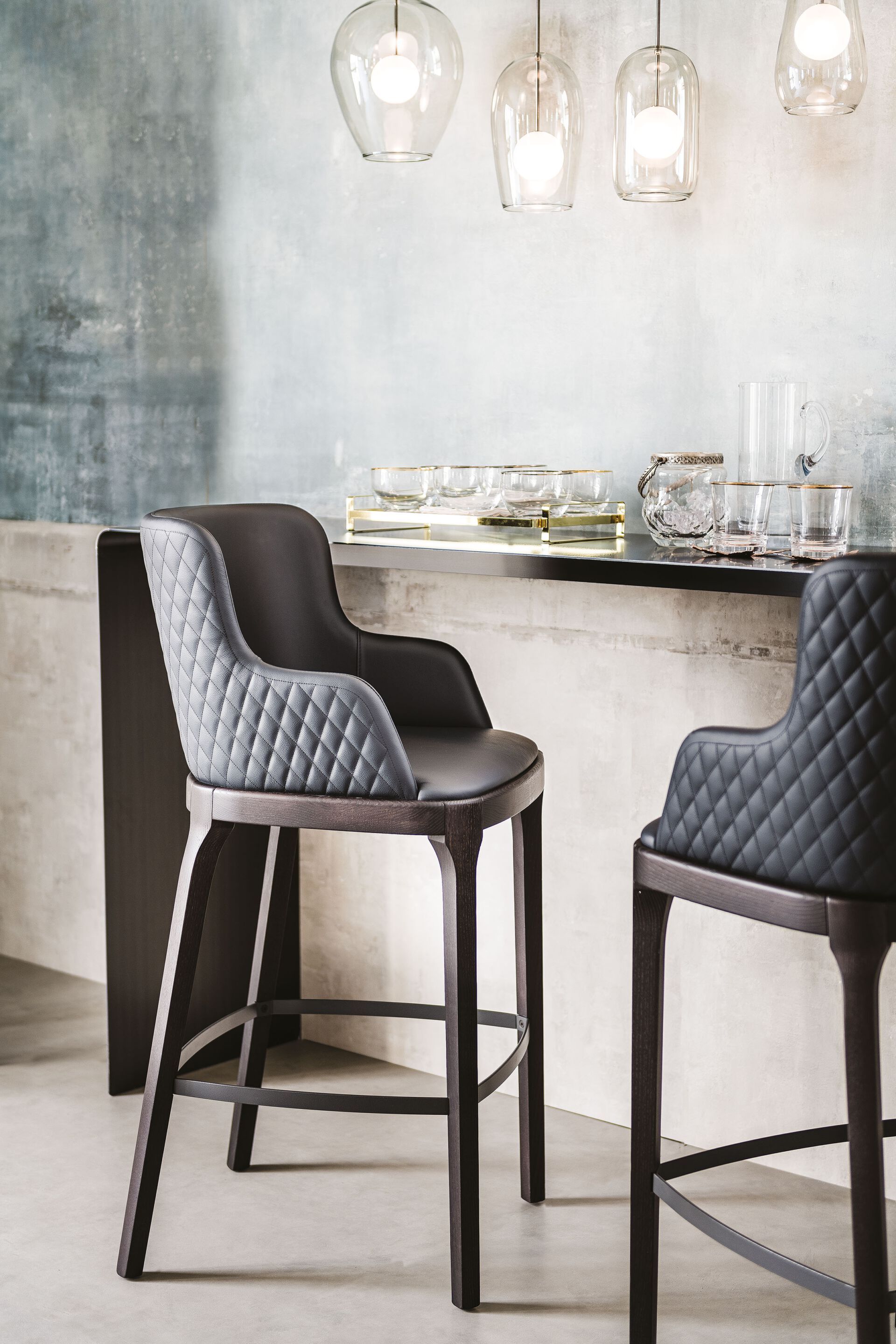 Высокий мягкий стул со спинкой Cattelan italia Magda ARCH-00136014 - Вид №2