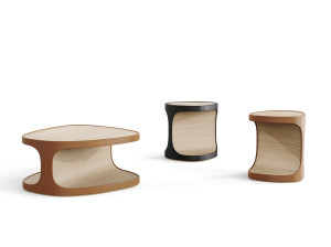 Деревянный журнальный столик