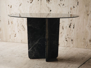 Мраморный стол