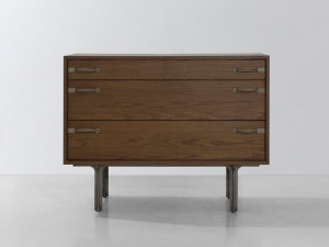 Комод из дуба