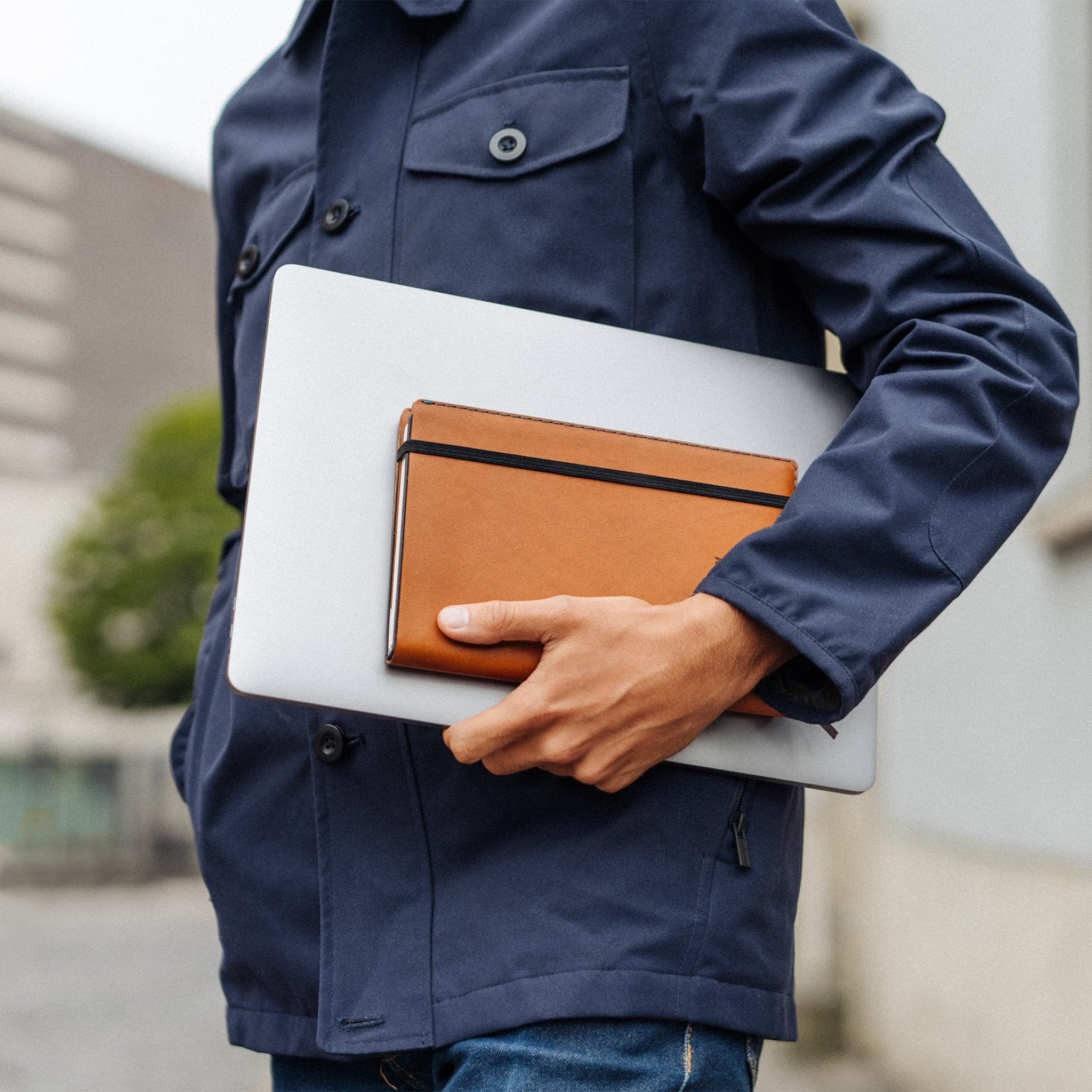 W108WHIS Обложка для ноутбука - Виски - Краст Wingback  - Вид №3