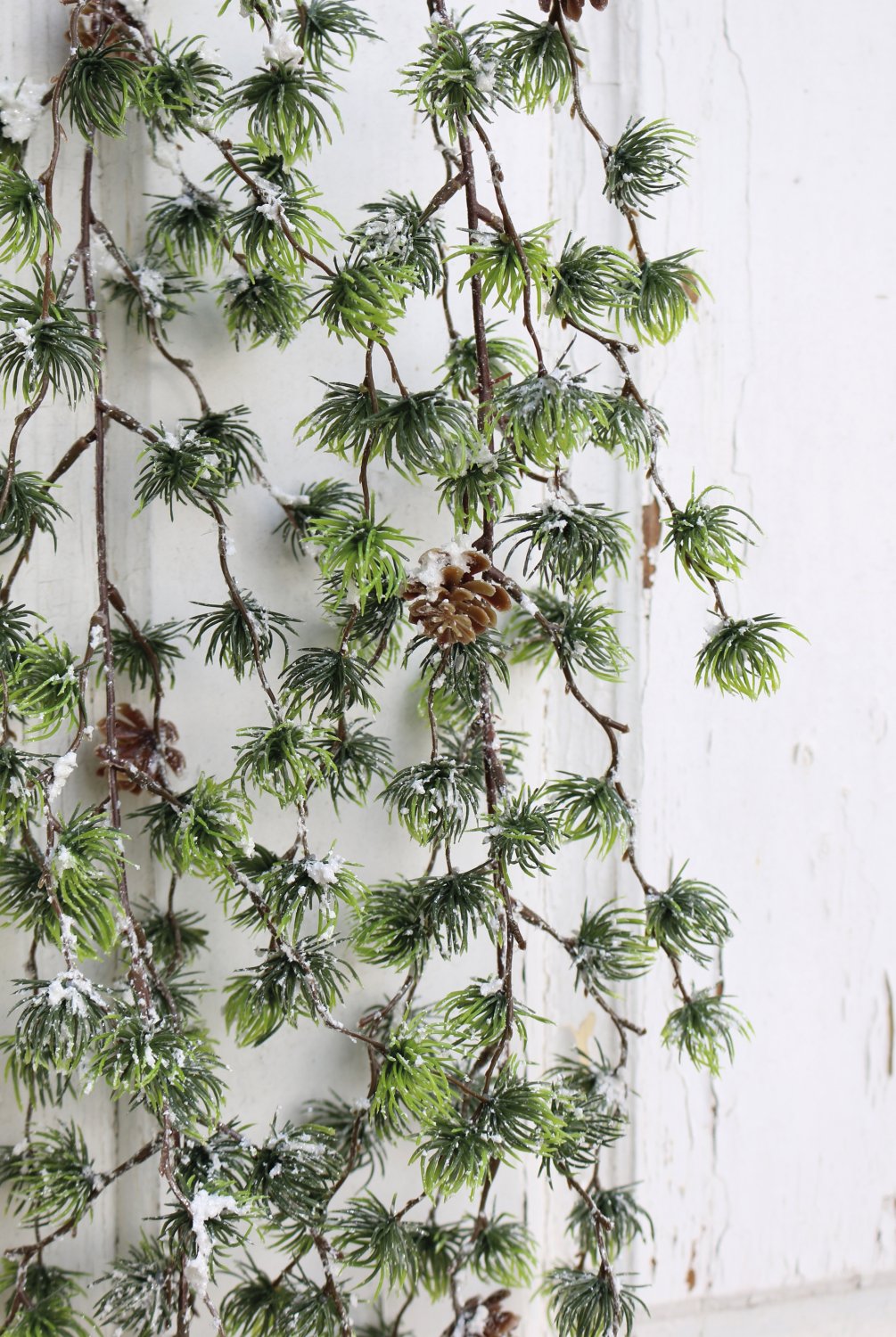 1093 807 a3 Искусственная свисающая лиственница со снегом, 162 см, зелено-белая H-andreas 