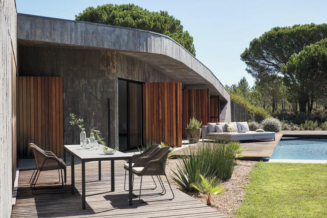 Кресло для отдыха lotus smokey 99 Manutti Zendo MNST819 - Вид №23