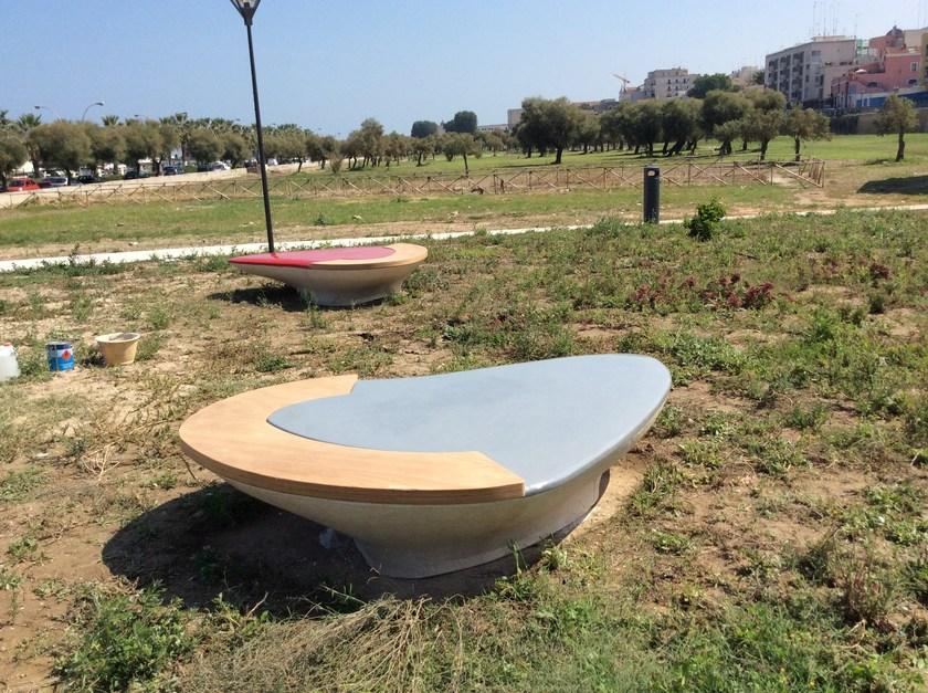 Manufatti Viscio Изогнутая скамья из реконструированного камня sun-id-1491143 - Вид №9