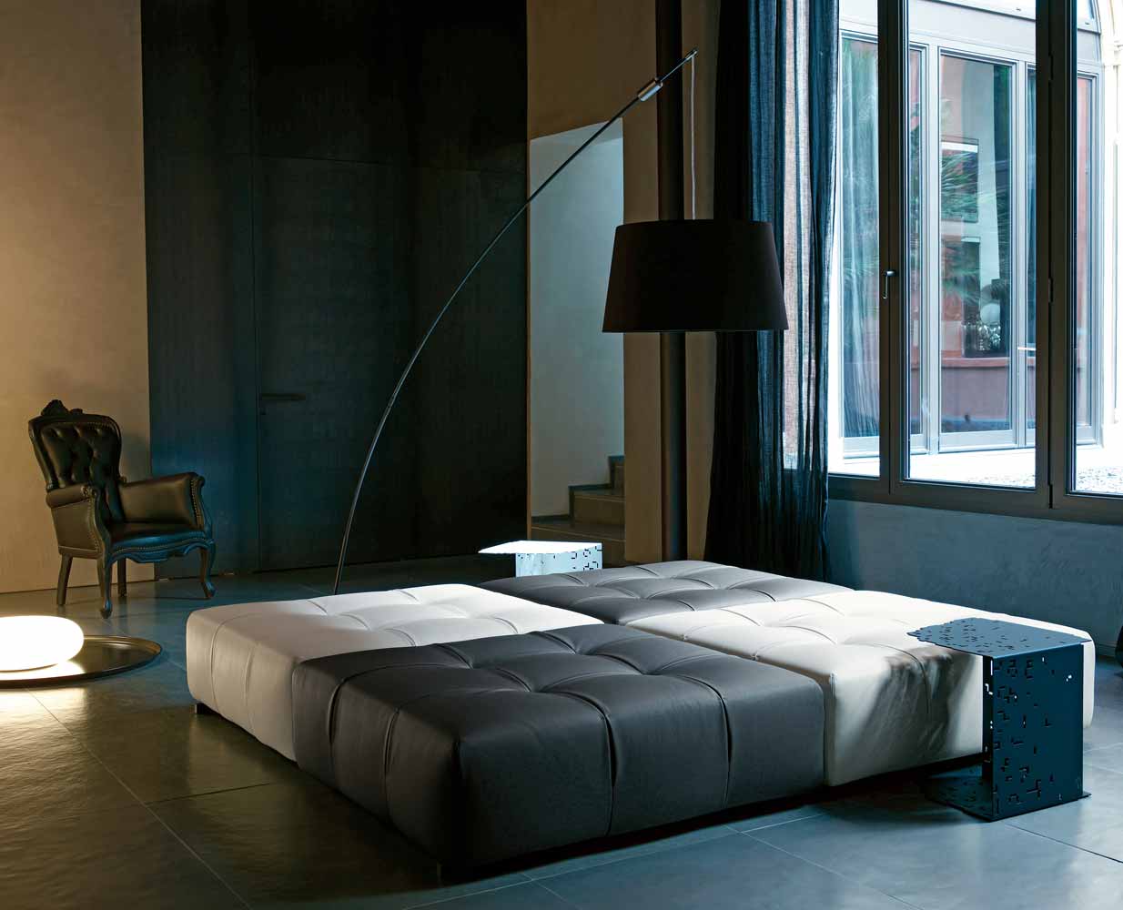 Кожаный квадратный пуф B&B Italia Tufty Time ARCH-00117577 - Вид №1