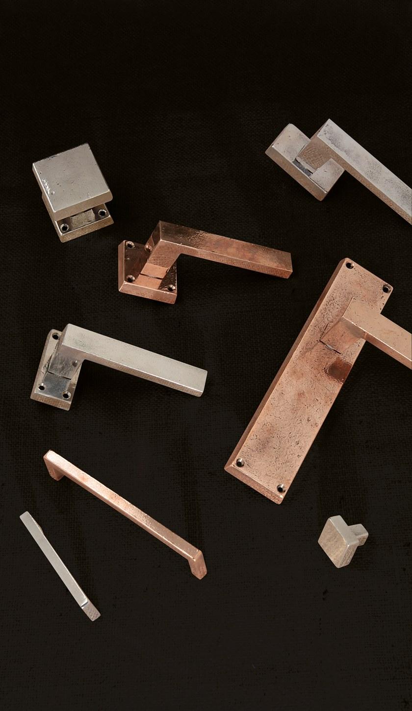 GIARA Бронзовая ручка на розетке с накладкой Liscia 0922 - Вид №3