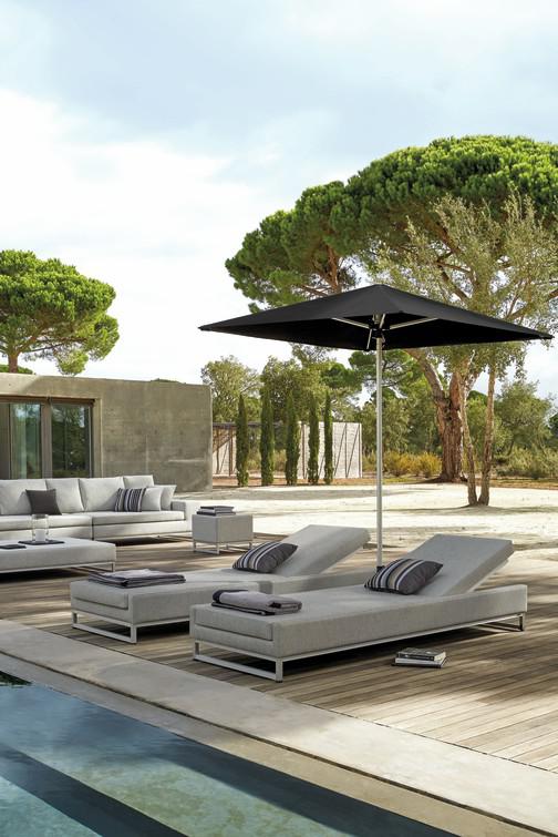 MNST55 Шезлонг lotus smokey 215 Manutti Zendo - Вид №1