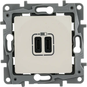 Зарядное устройство USB тип С / тип С - Legrand Etika - 3000мА 15Вт - слоновая кость