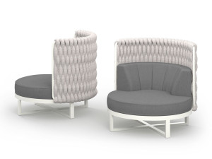 Тканевое садовое кресло с подлокотниками и высокой спинкой