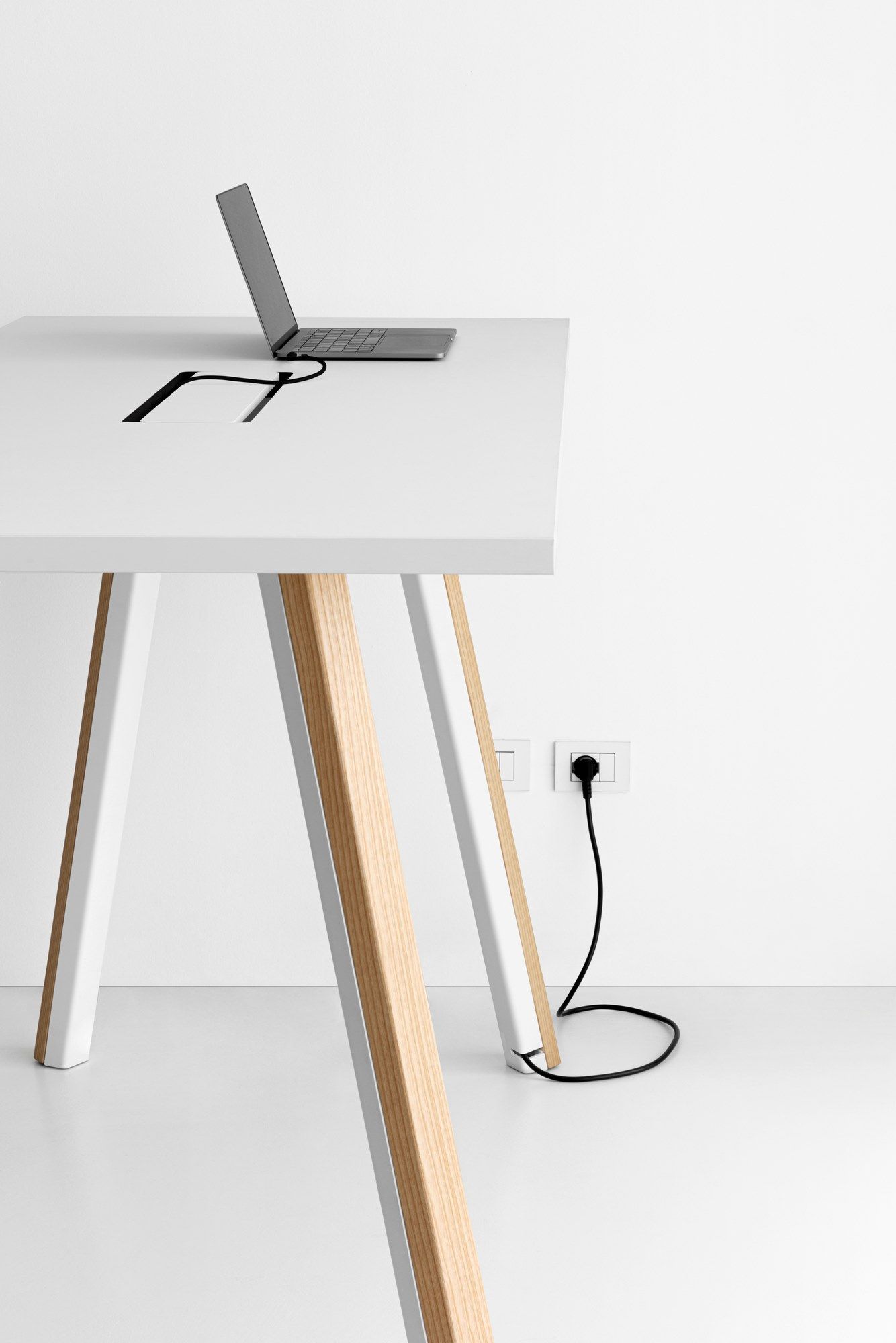 Высокий квадратный ламинированный стол Lapalma ARCH-00050446 - Вид №1