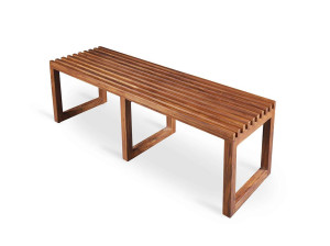 Деревянная скамья