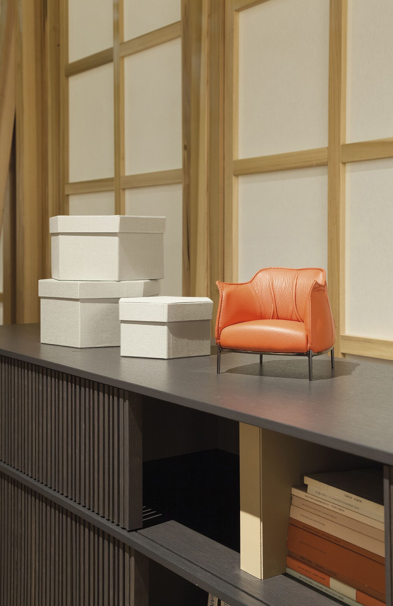 Кожаные безделушки Poltrona Frau коллекция-мебель и аксессуары ARCH-00121827 - Вид №1