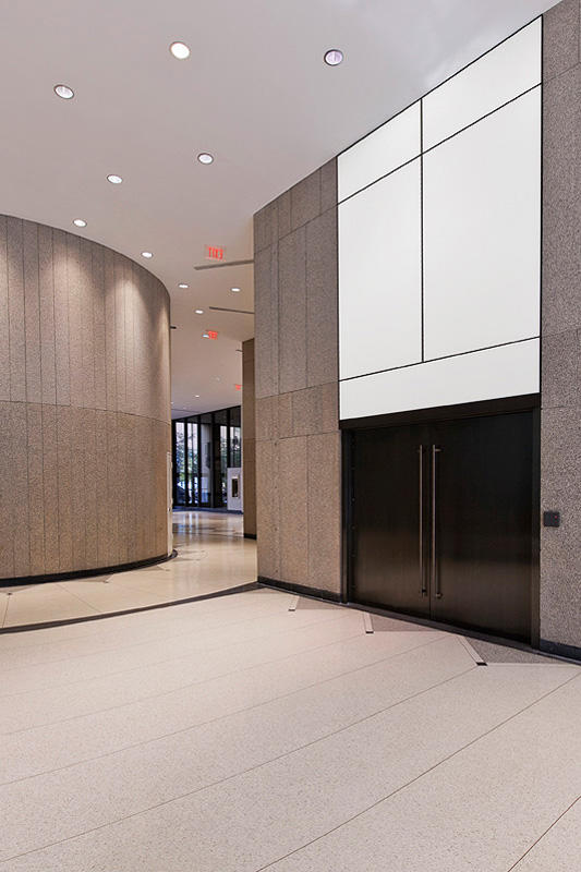 FSRT659 Система облицовки стен Levele с поплавковыми панелями из плавленого нейзильбера с отделкой из песчаника в доме regent, вашингтон, округ Колумбия Forms-surfaces  - Вид №21