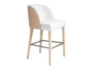 Высокий стул с подставкой для ног