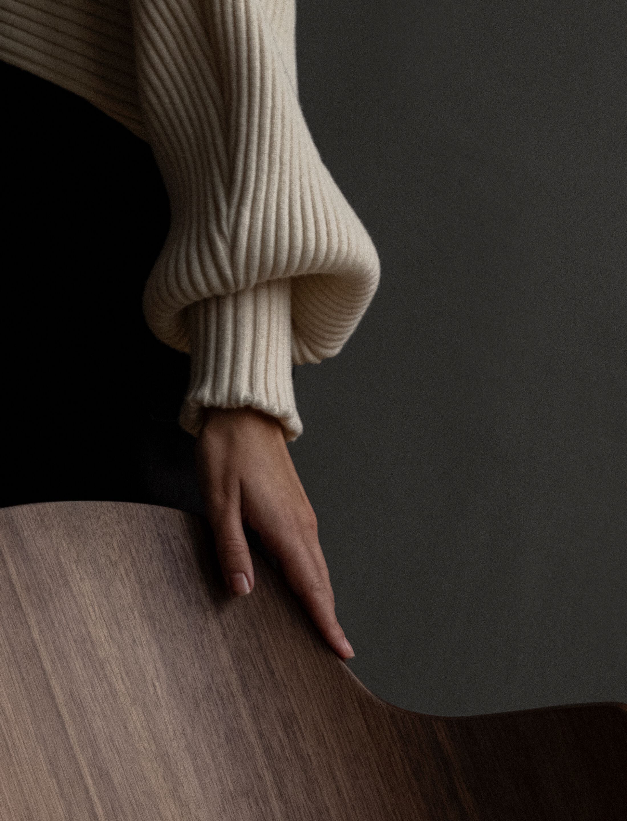 Деревянное кресло-качалка со встроенной подушкой Audo Copenhagen Пингвин ARCH-00013552 - Вид №7