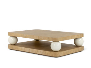 Низкий прямоугольный деревянный журнальный столик