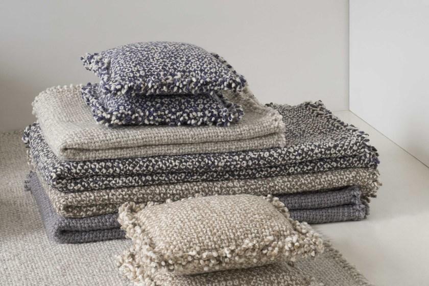 GAN Квадратная подушка из шерсти Waan sun-id-1509667 - Вид №6