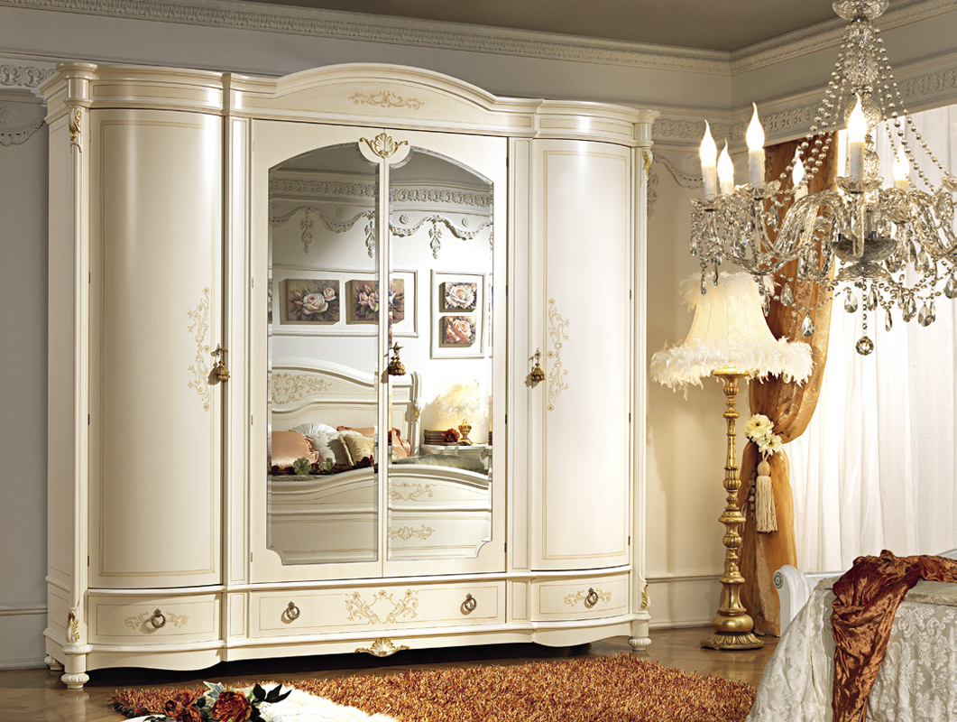 Шкаф  ANTONELLI MORAVIO 1508 Pitti