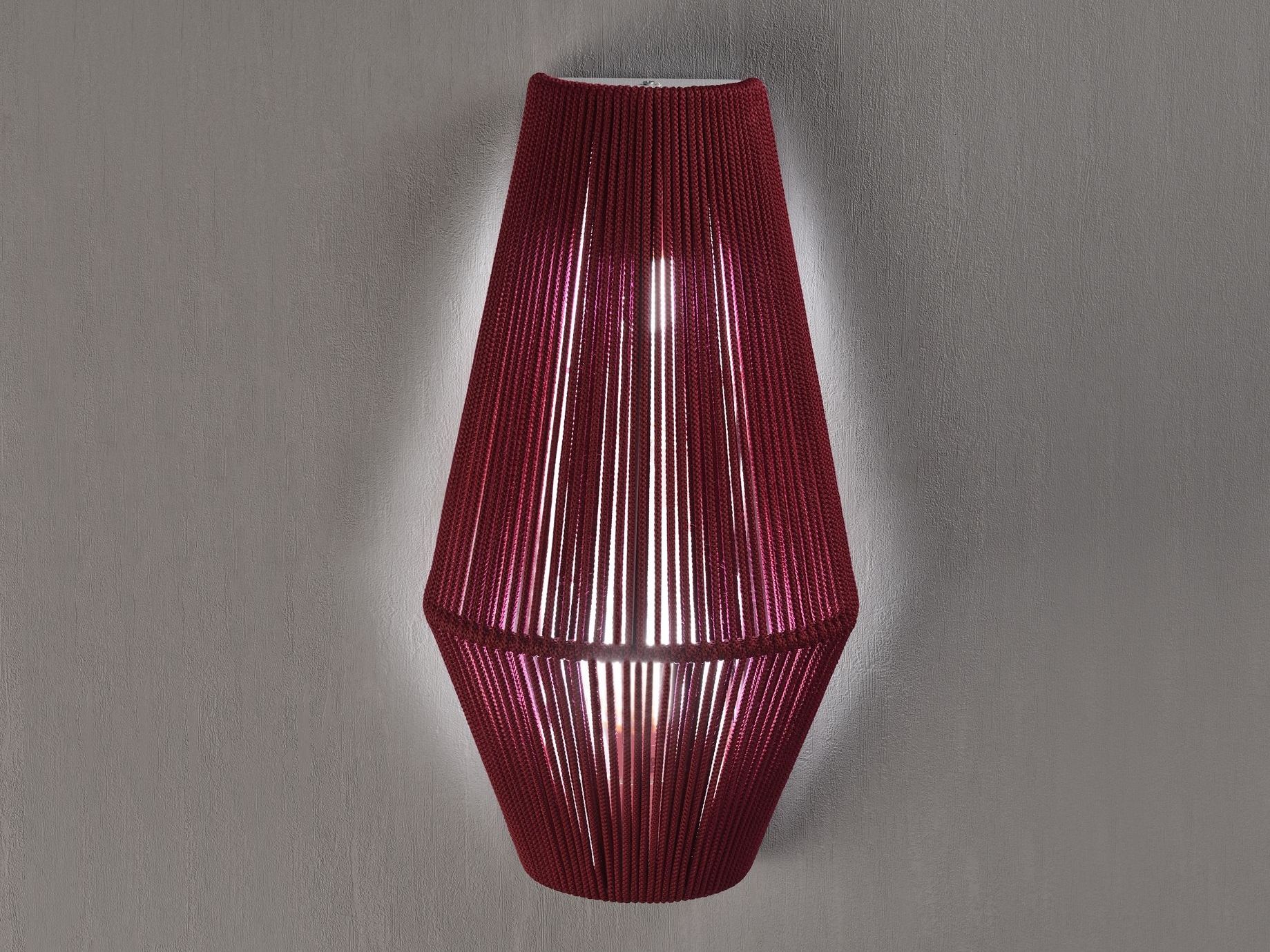 Светодиодный настенный светильник ручной работы Olé Lighting Ukelele ARCH-00130159 - Вид №1