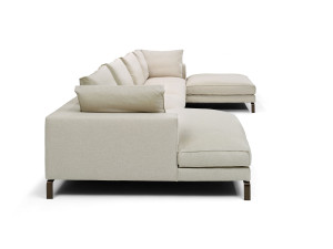 Тканевый диван с полуостровом