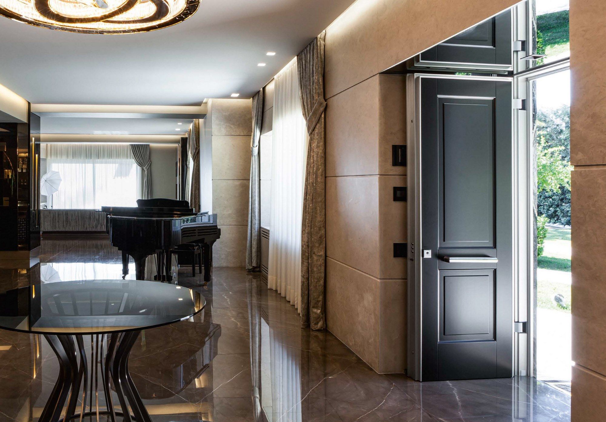 Двухстворчатая бронированная дверь с твердой облицовкой Oikos Tekno ARCH-00087121 - Вид №2