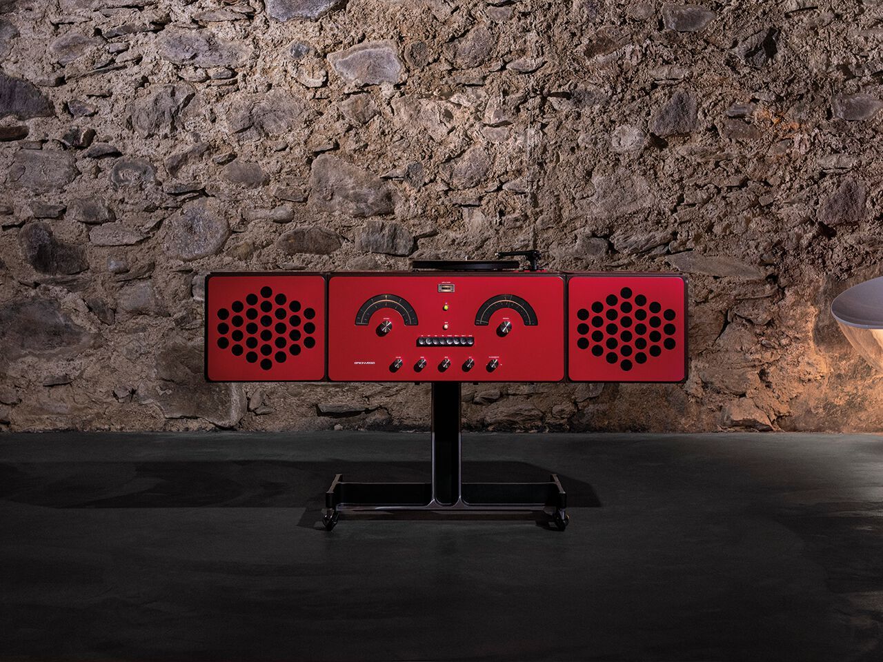 AM/FM-радио и проигрыватель с усилителем Brionvega RADIOFONOGRAFO RR226 ARCH-00080672 - Вид №19