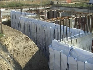 Laterlite Мешки для утепления вертикальных конструкций от земли